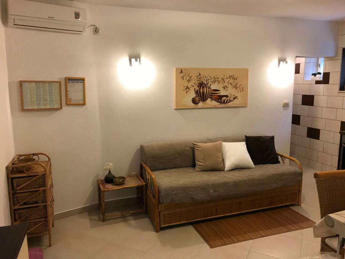 Apartman Dvor Makarska Exterior foto