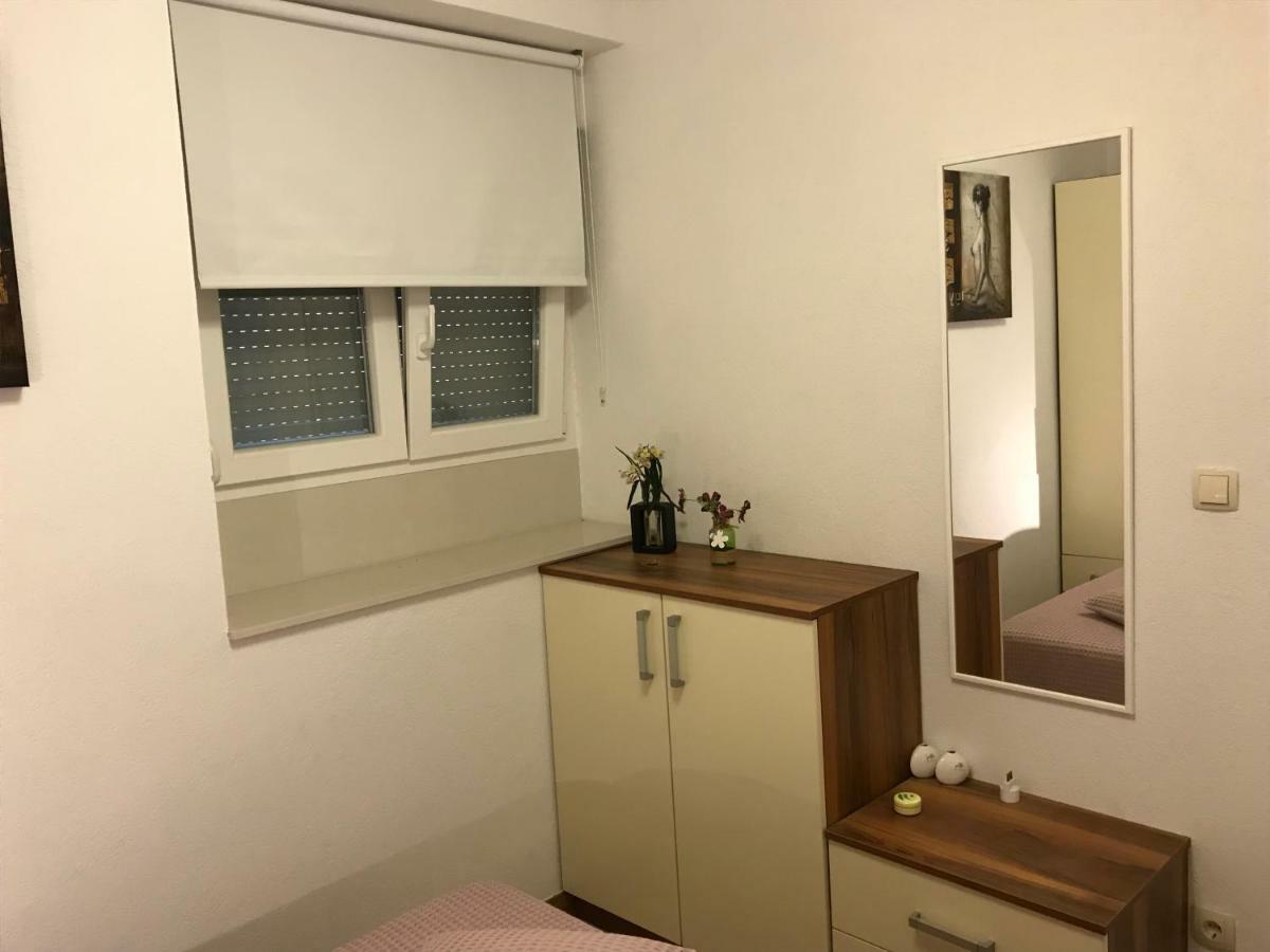 Apartman Dvor Makarska Exterior foto